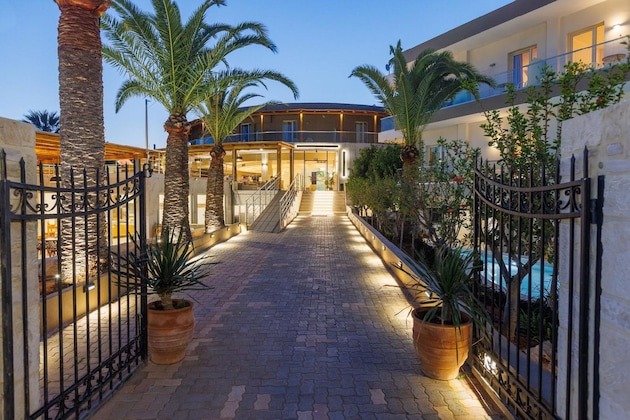 Gallery - Malia Bay Beach Hotel & Bungalows