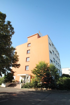 Gallery - Adonis Lyon Est Hôtel Artys