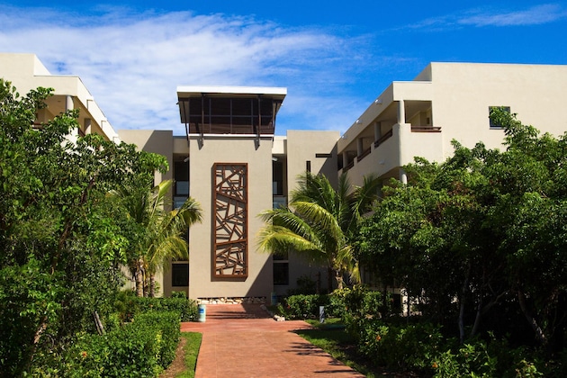 Gallery - Gran Muthu Cayo Santa Maria