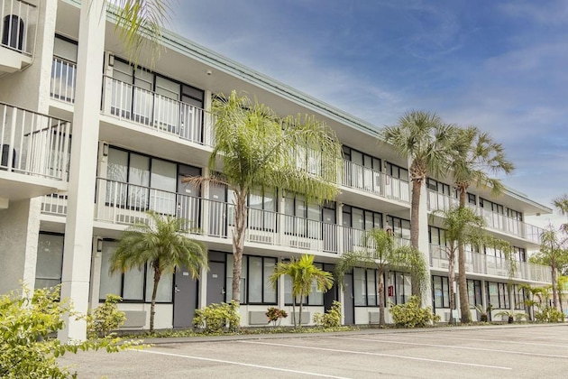 Gallery - Park Royal Orlando
