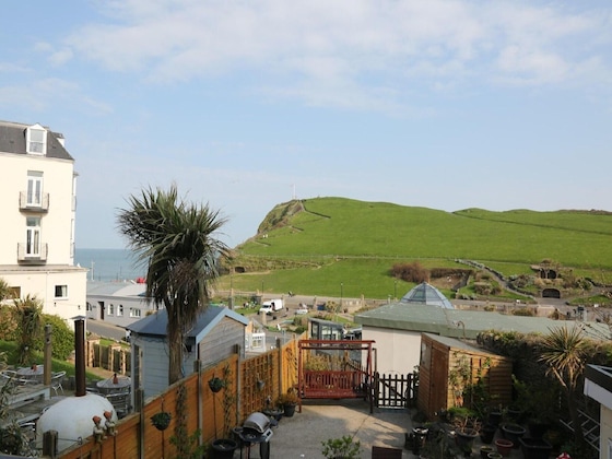 Gallery - Harcourt Hotel
