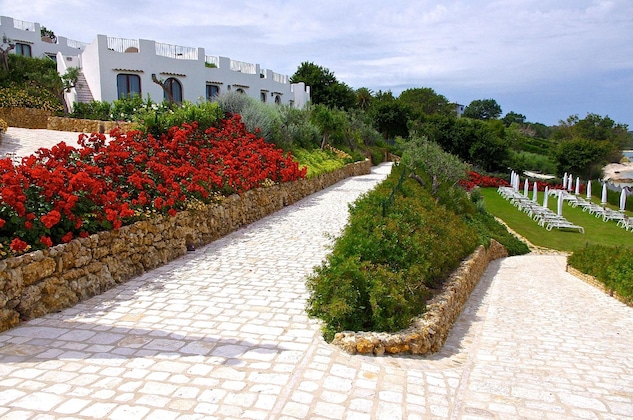 Gallery - Baia Delphis Resort