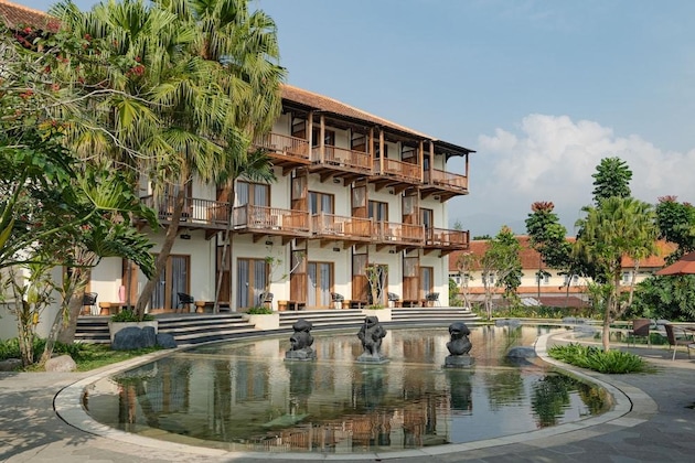 Gallery - Novus Giri Resort & Spa