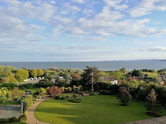 Gallery - The Devoncourt Resort
