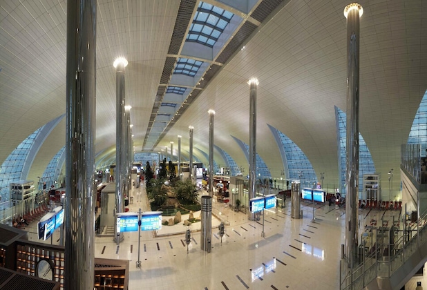 Gallery - Dubai International Hotel, Dubai Airport