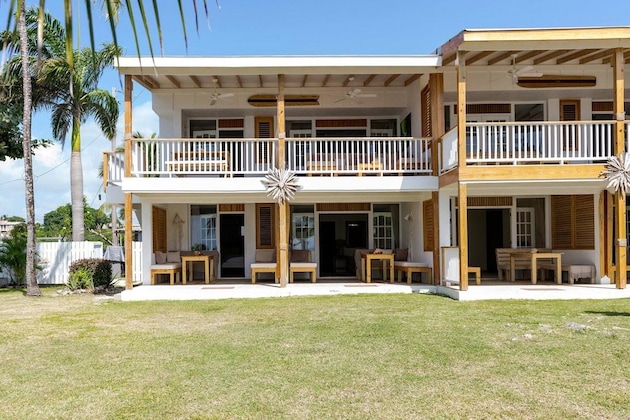 Gallery - Surfers Bay Resort