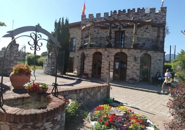 Gallery - Castello Dei Templari