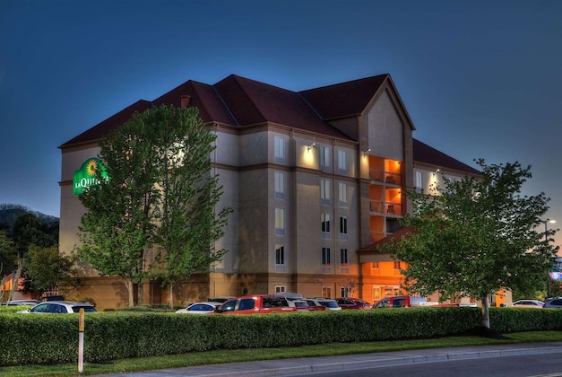 Gallery - La Quinta Inn & Suites by Wyndham Pigeon Forge