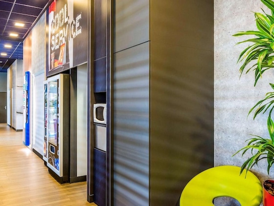 Gallery - Ibis Budget Rueil Malmaison