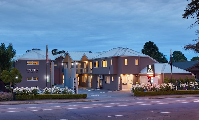 Gallery - Fyffe On Riccarton