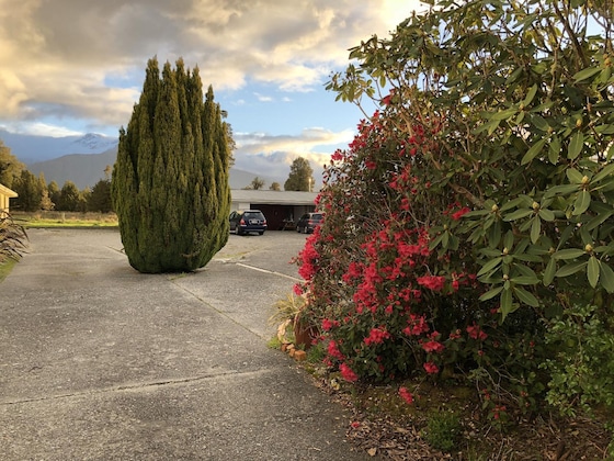 Gallery - High Peaks Hotel