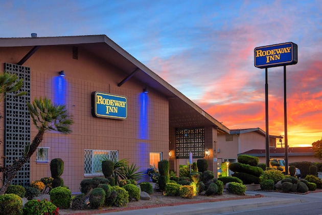 Gallery - Rodeway Inn