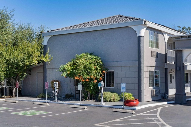 Gallery - Super 8 By Wyndham Ukiah