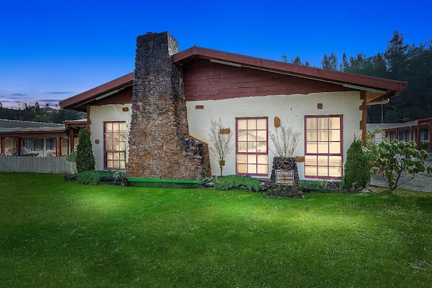 Gallery - Gold Rush Inn