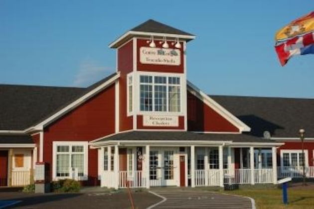 Gallery - Villegiature Deux Rivieres Resort