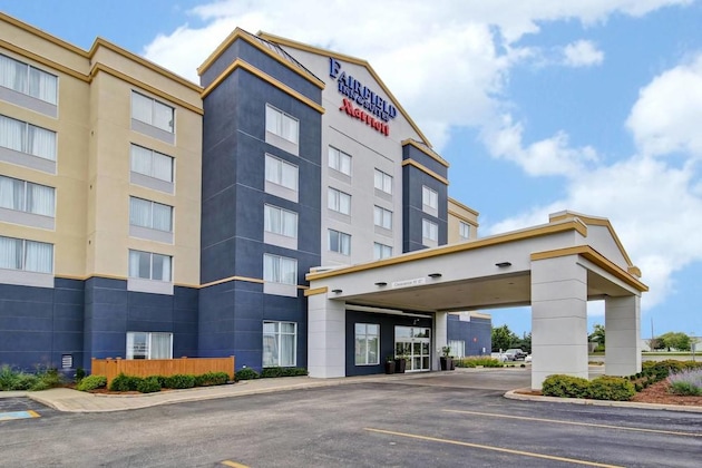 Gallery - Fairfield Inn & Suites By Marriott Guelph