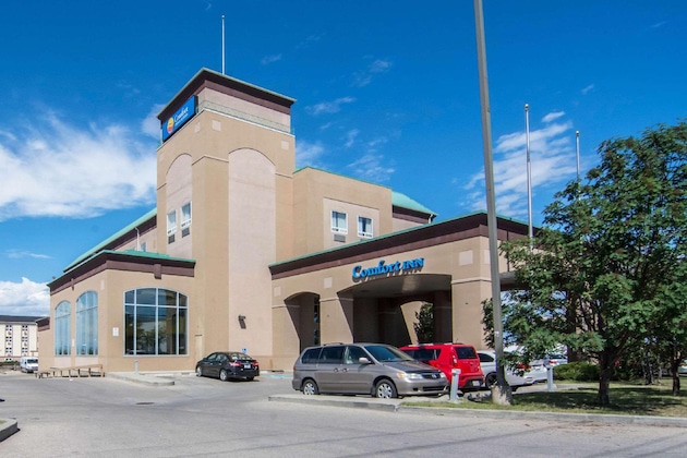 Gallery - Comfort Inn & Suites Airport