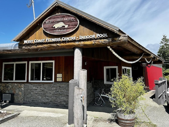 Gallery - West Coast Motel
