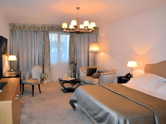 Gallery - Adriatica Geneva