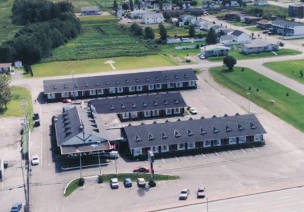 Gallery - Motel À La Brunante