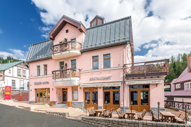 Gallery - Hotel Grand