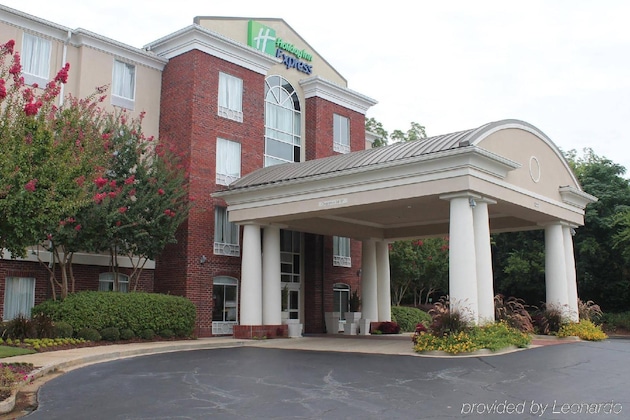 Gallery - Holiday Inn Express & Suites Starkville, An Ihg Hotel