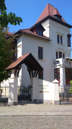 Gallery - Hotel Am Kurpark Bad Salzelmen