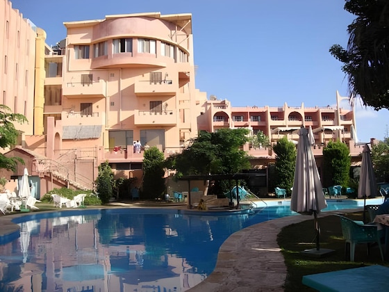 Gallery - Africana Hotel & Spa
