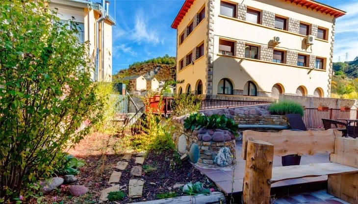 Gallery - Hotel Flor De Neu