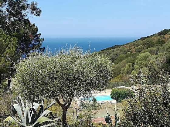 Gallery - Auberge Ferayola