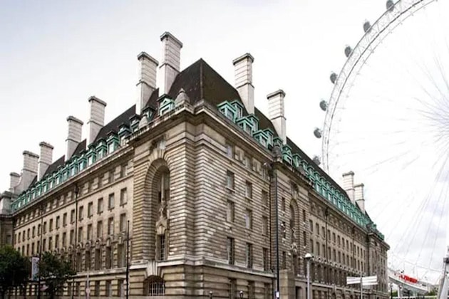 Gallery - Premier Inn London County Hall