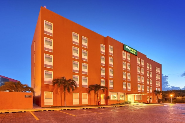 Gallery - City Express Junior By Marriott Ciudad Del Carmen