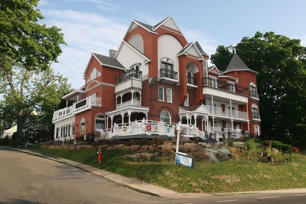 Gallery - Niagara Grandview Manor