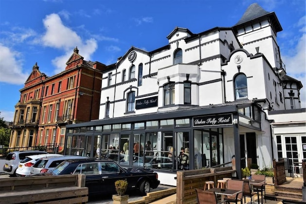 Gallery - Dukes Folly Hotel