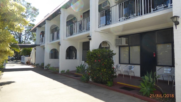 Gallery - Tower Court Motel