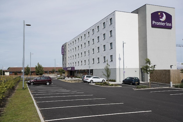 Gallery - Premier Inn Aberdeen Airport (Dyce)