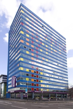 Gallery - Premier Inn Leicester City Centre