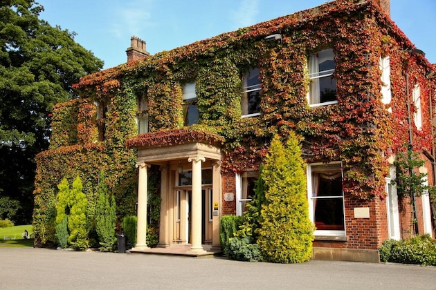 Gallery - Classic Lodges - Farington Lodge