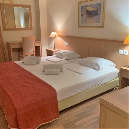 Gallery - Saronis Hotel