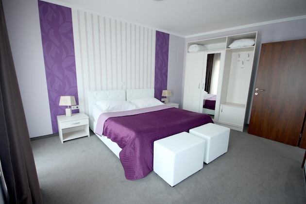 Gallery - Art Hotel