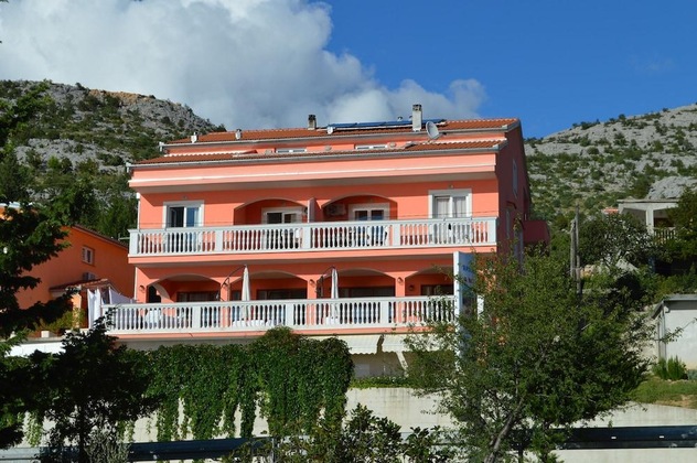 Gallery - Amari Apartments