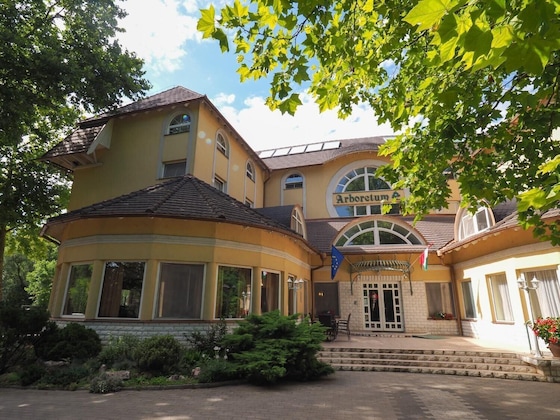 Gallery - Hotel Arborétum