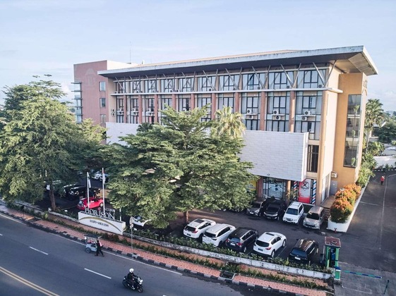 Gallery - Horison Ultima Ratu Serang