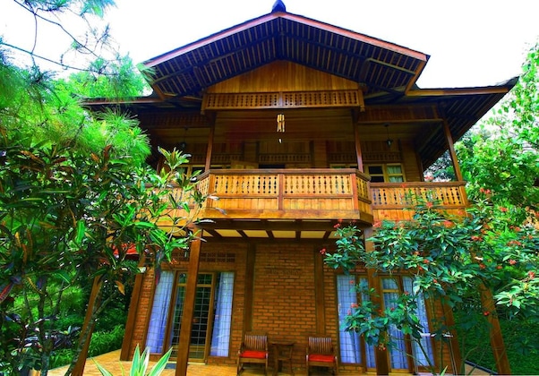 Gallery - Jambuluwuk Convention Hall & Resort Puncak