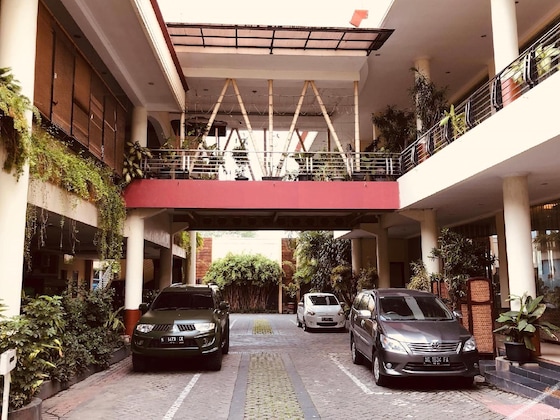 Gallery - Grand Mansion Blitar
