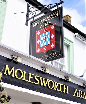 Gallery - Molesworth Arms