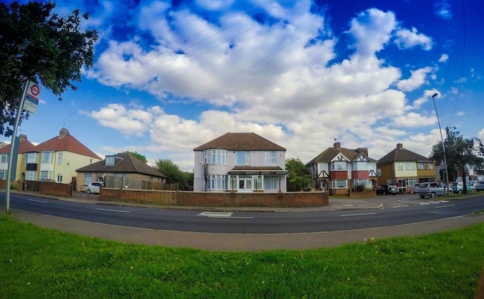Gallery - Shepiston Lodge Heathrow