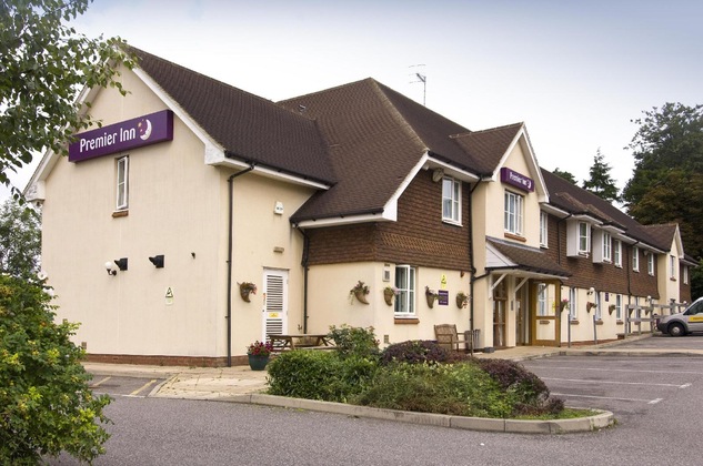 Gallery - Premier Inn East Grinstead