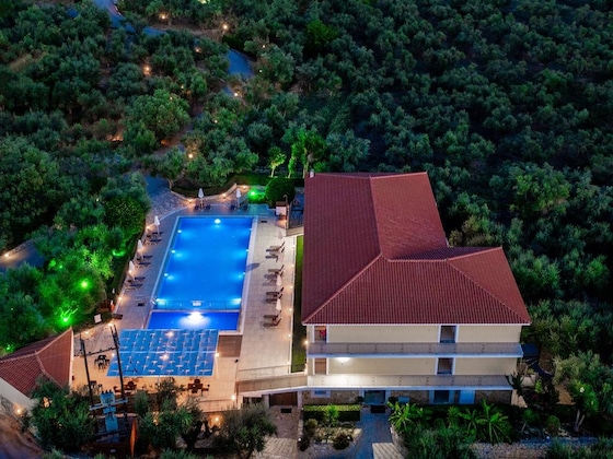 Gallery - Varres Hotel