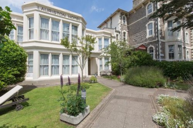 Gallery - Lauriston Hotel